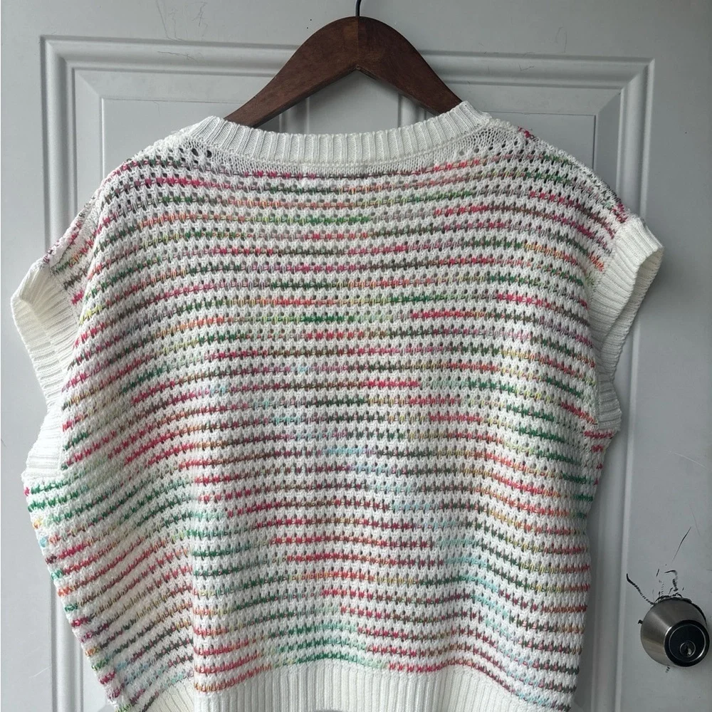 Chunky White Multicolor Stripe Sweater Vest - Unknown Brand